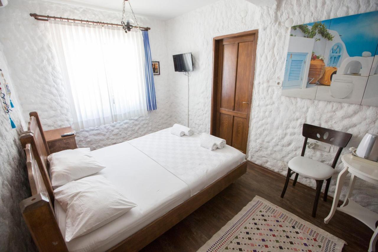 Ala Baykus Bed and Breakfast Alaçatı Exteriör bild
