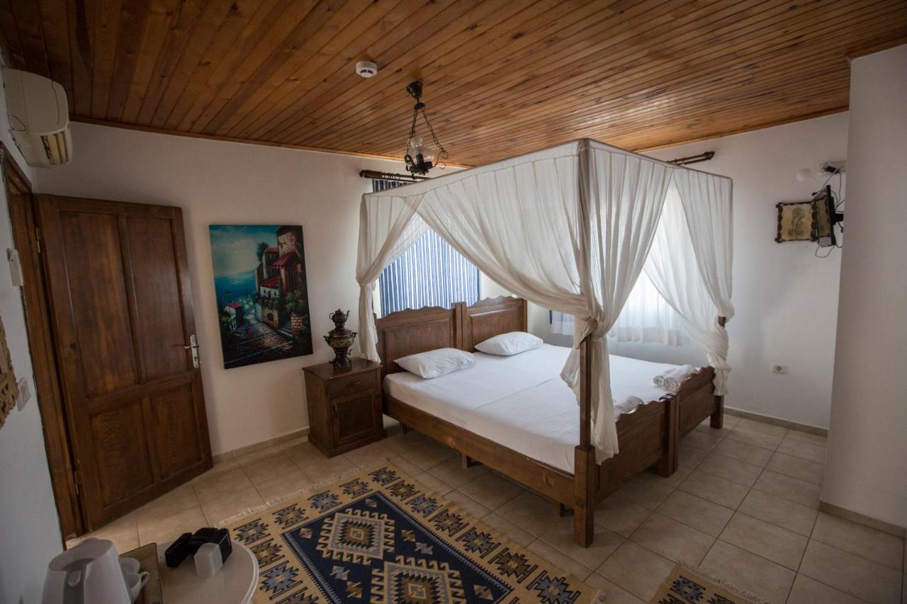 Ala Baykus Bed and Breakfast Alaçatı Exteriör bild
