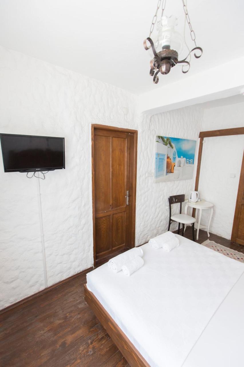 Ala Baykus Bed and Breakfast Alaçatı Exteriör bild