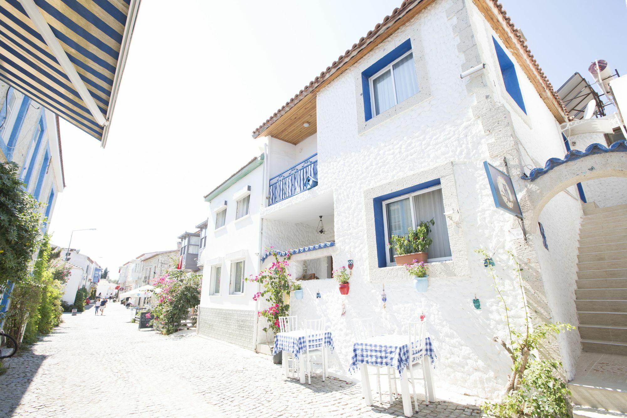 Ala Baykus Bed and Breakfast Alaçatı Exteriör bild